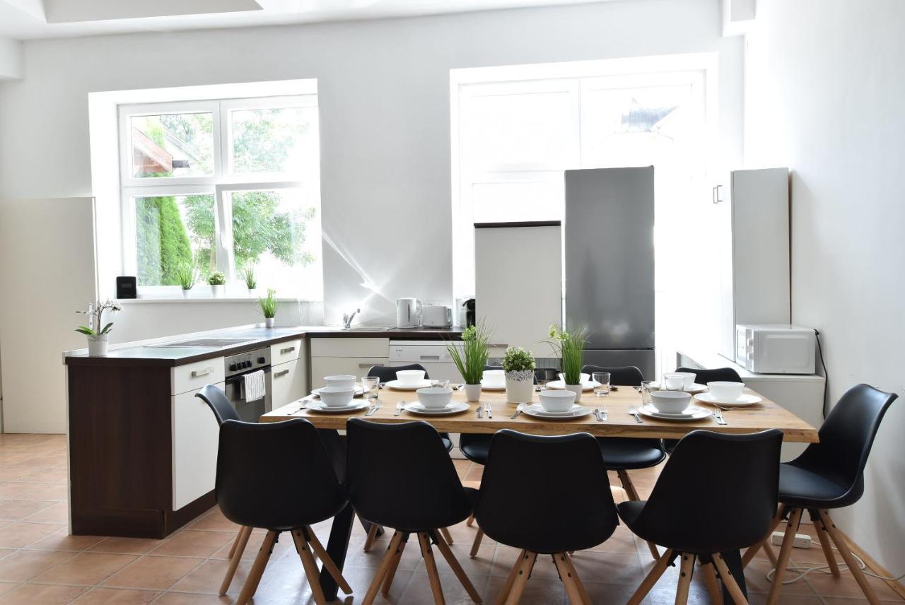 אינסברוק Riesiges Zentrales Apartment Mit Parkplatz מראה חיצוני תמונה